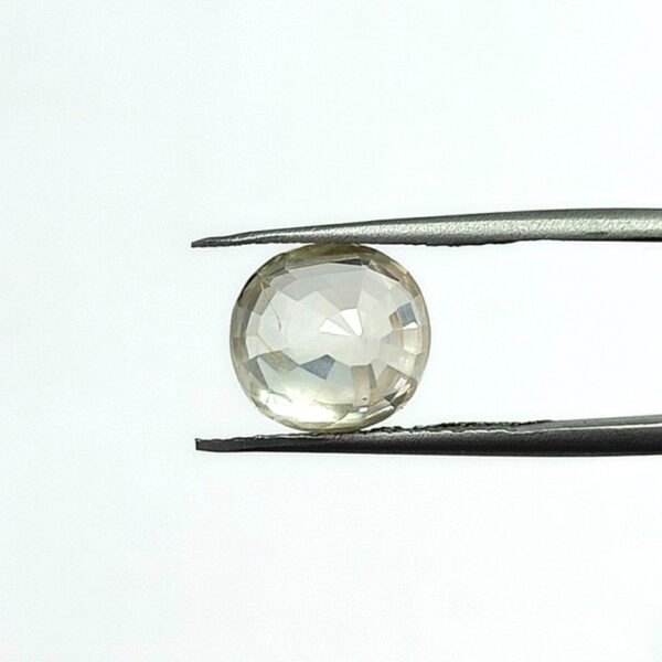 5.84 carats Yellow Sapphire ( 6.25 ratti ) - Image 6