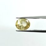 4.08 carats Yellow Sapphire ( 4.25 ratti ) - Image 2
