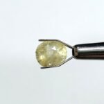 4.12 carats Yellow Sapphire ( 4.25 ratti )