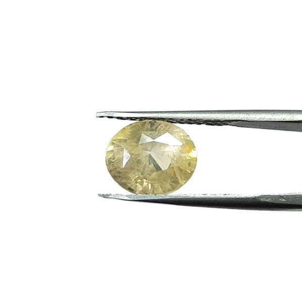5.04 carats Yellow Sapphire ( 5.25 ratti ) - Image 2