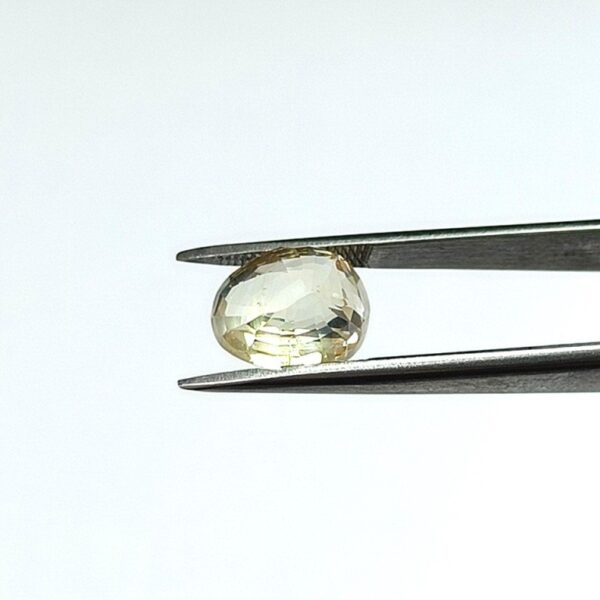 4.96 carats Yellow Sapphire ( 5.25 ratti ) - Image 5