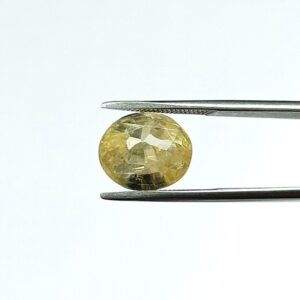 4.92 carats Yellow Sapphire ( 5.25 ratti )