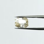 5.84 carats Yellow Sapphire ( 6.25 ratti ) - Image 2