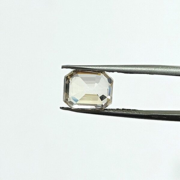 5.84 carats Yellow Sapphire ( 6.25 ratti ) - Image 6