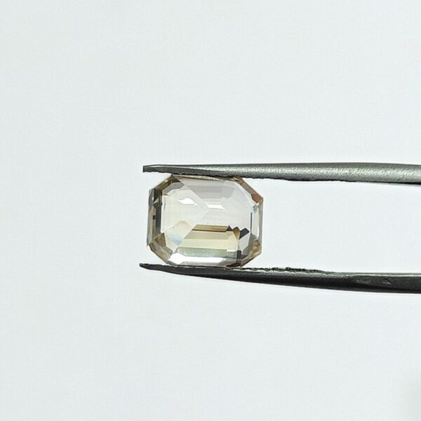 5.84 carats Yellow Sapphire ( 6.25 ratti ) - Image 7