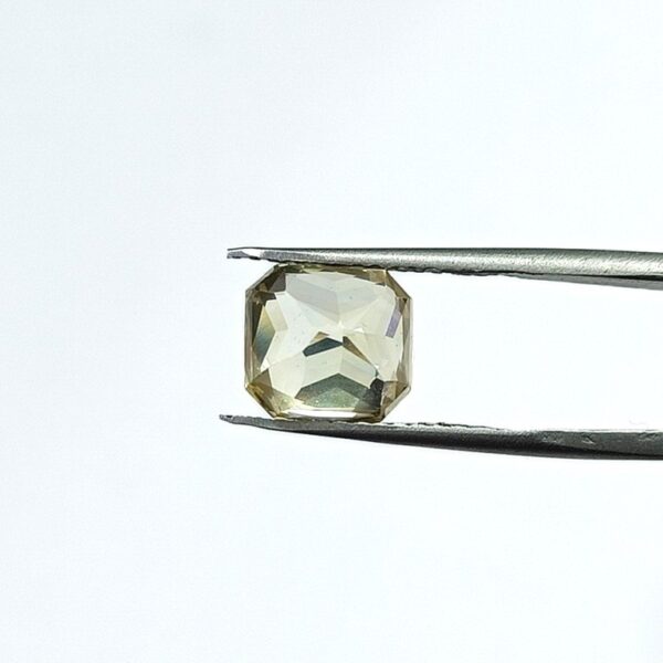 6.65 carats Yellow Sapphire ( 7.25 ratti ) - Image 6
