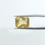 10.02 carats Yellow Sapphire ( 11.25 ratti )