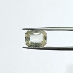5.7 carats Yellow Sapphire ( 6.25 ratti )