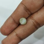 4.56 carats Chrysoberyl Cat's Eye (5.25 ratti) - Image 4
