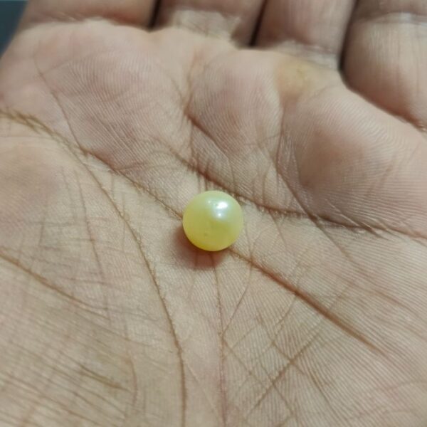 5.31 carats Pearl (5.25 ratti) - Image 4