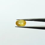 4.77 carats Yellow Sapphire Thailand ( 5.25 ratti ) - Image 2
