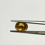4.8 carats Yellow Sapphire Thailand ( 5.25 ratti ) - Image 2